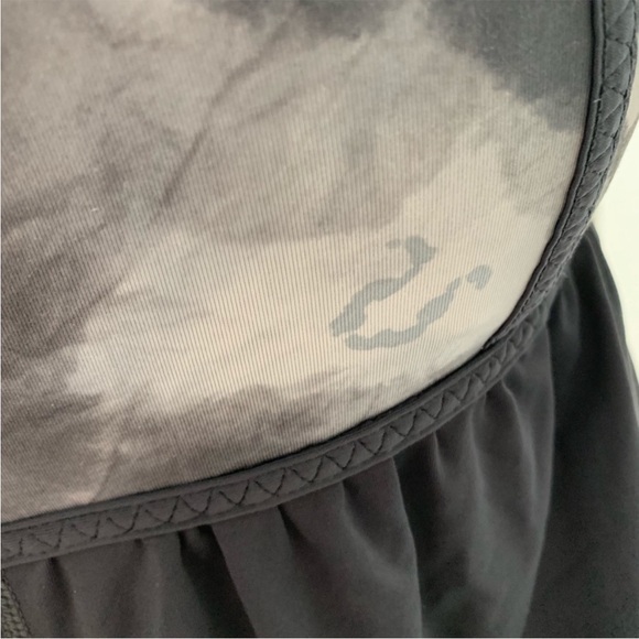 Lululemon rehearsal reversible tank grey 6 great condition - Picture 10 of 12